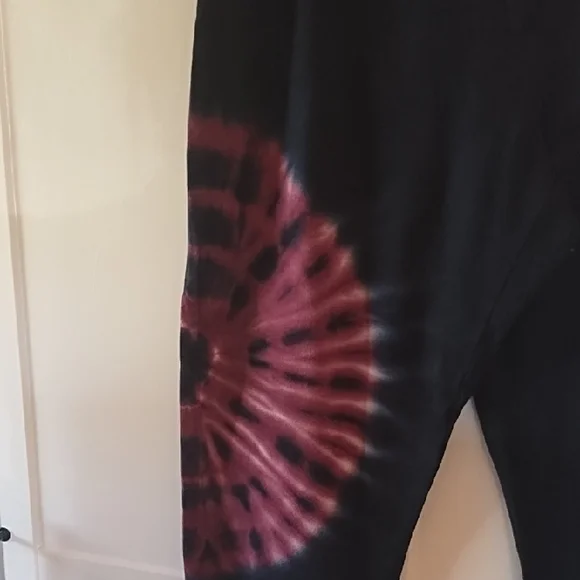 Women's torrid Black and Pink Tie-Dye Jogger Pants - Picture 3 of 6
